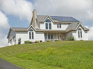 326 Browns Mill Rd, Evans City, PA 16033