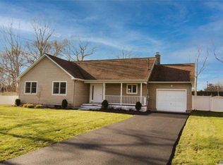 67 Hazelwood Ave, Westhampton Beach, NY 11978