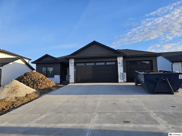 863 W El Alameda St, Lincoln, NE 68523