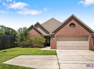 9381 Lockhart Rd, Denham Springs, LA 70726