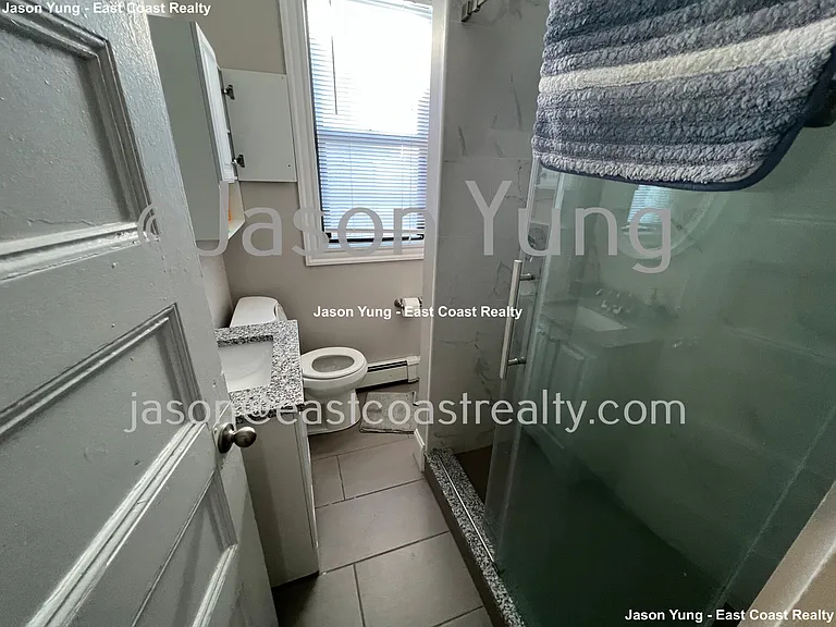 72 Gardner St #D5 — Photo 5