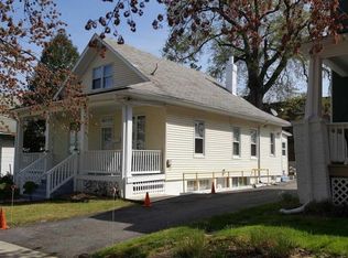 4005 35th St, Mount Rainier, MD 20712