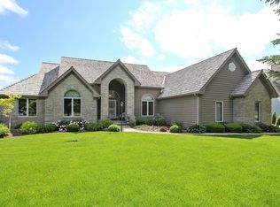 8410 Appaloosa Ln, Spring Grove, IL 60081