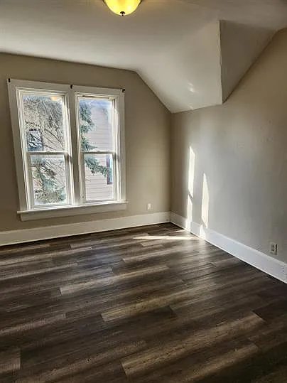 1627 Erie St #UPPER — Photo 3