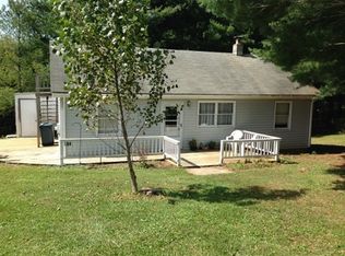 904 Duncans Chapel Rd NW, Willis, VA 24380