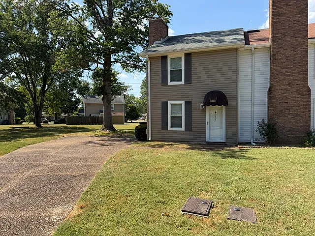 2 bed, 1.5 bath, 1020 sqft, $1,600 — Photo 3