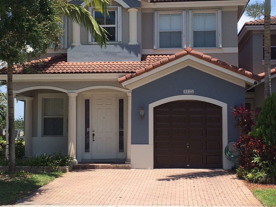 1st image of 8125 NW 114th Pl