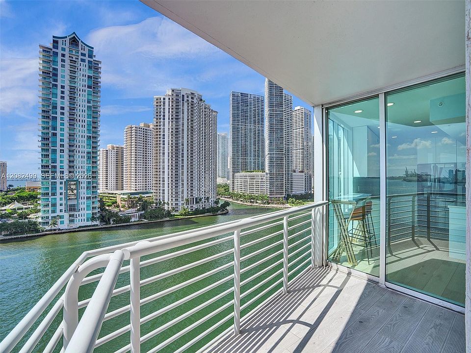 1st image of 325 S Biscayne Blvd #1423