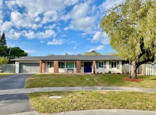 Plantations Secluded Gard, Plantation, FL 33317