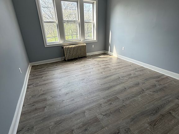 3rd image of 1084 Kennedy Blvd #7F