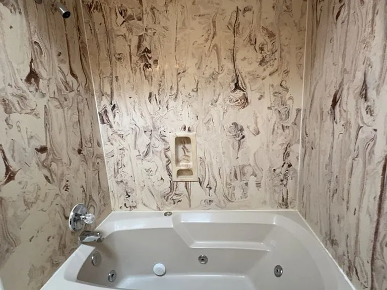 3733 Sparrow Dr — Photo 20