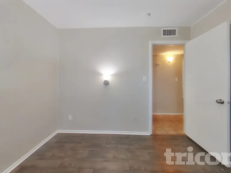 4009 W Hayward Ave — Photo 17