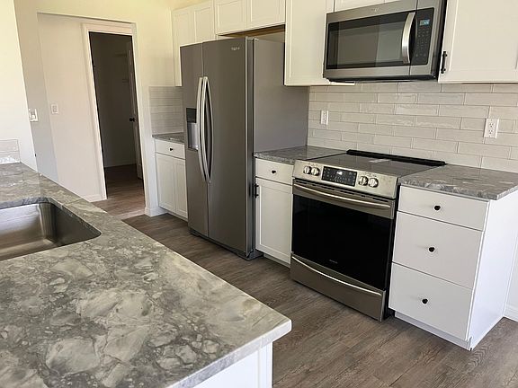 4th image of 20550 Porthole Ct