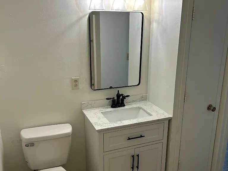 Unit Photo
