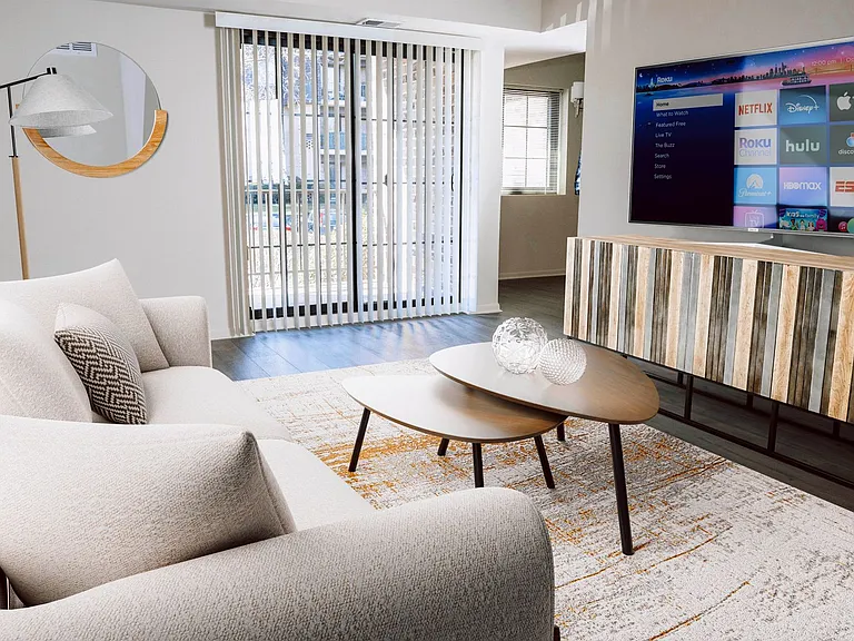 La Maison Apartments — Photo 12