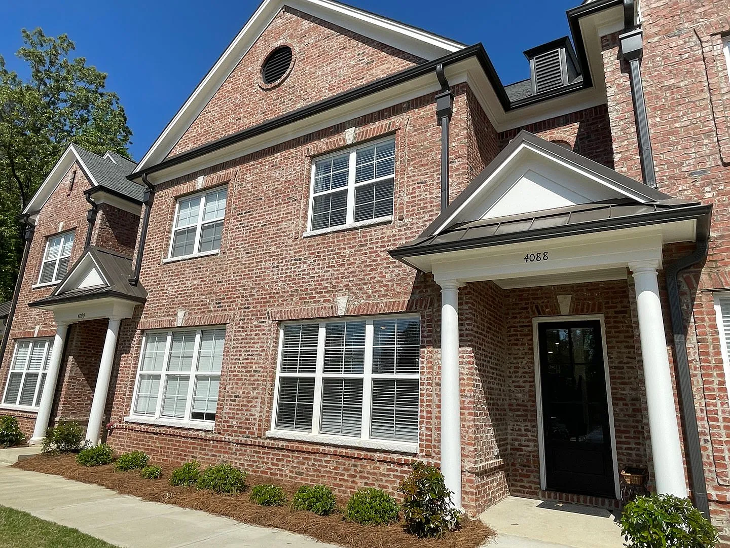3BR/3.5BA For Rent — Photo 1