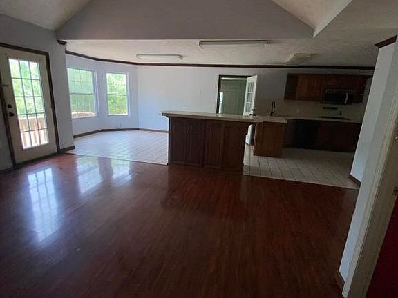 5th image of 1457 County Road 53
