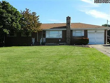 2471 Knollwood Ave photo 1