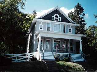 929 E 6th St #1, Duluth, MN 55805