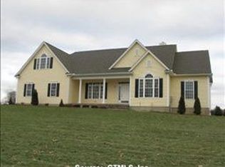 16 Pease Rd, Broad Brook, CT 06016