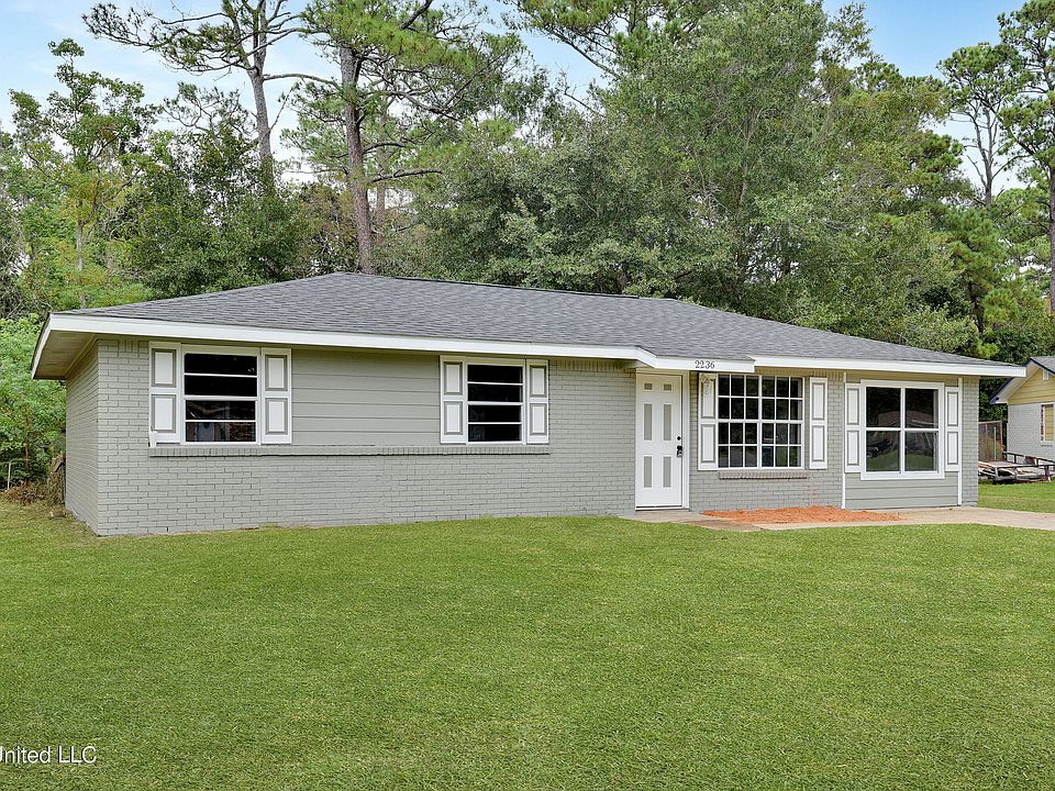 1st image of 2236 Woodside Dr