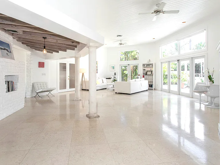7924 SW 50th Ct — Photo 11