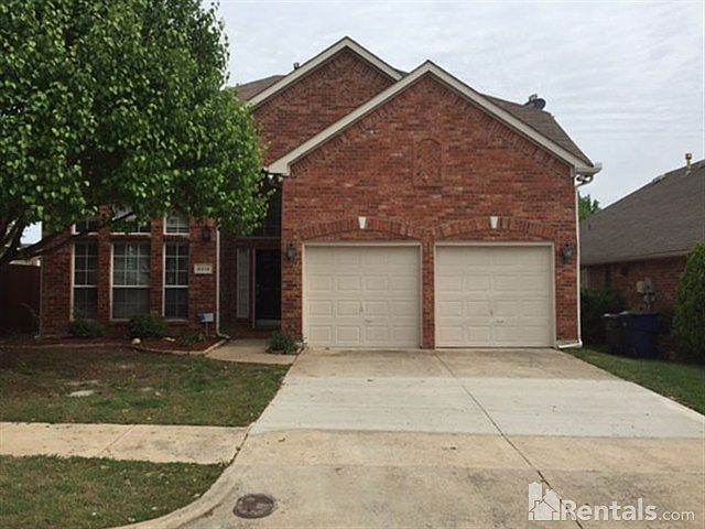 1st image of 5919 Vista Park Ln