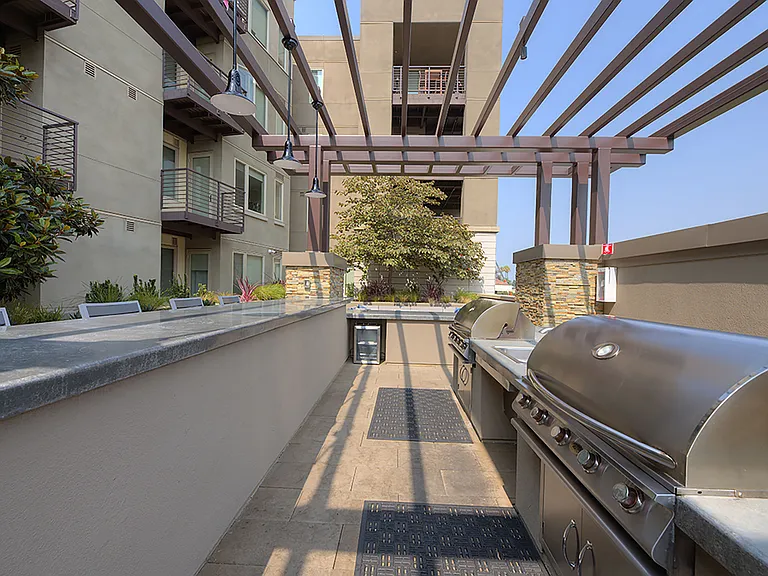 The Village Residences — Photo 13
