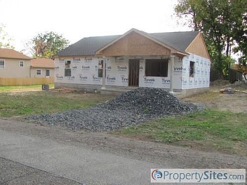 2nd image of 1311 Randalll