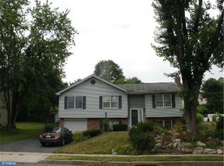 107 Matthew Dr, Sinking Spring, PA 19608