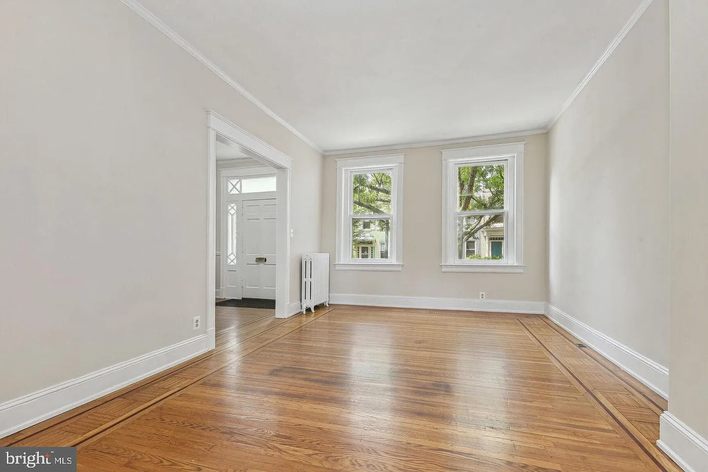 3 bed, 1438 sqft, $4,300 — Photo 3