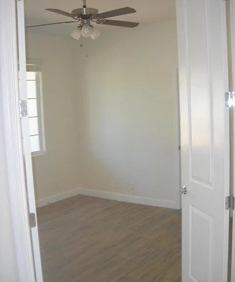 909 E Orange Dr — Photo 14