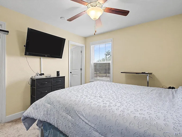 3078 Dickinson Dr — Photo 26