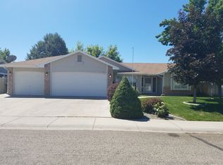 961 W Loon St, Meridian, ID 83642