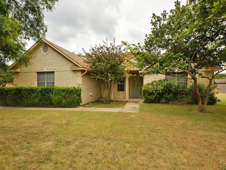1st image of 125 Pin Oak Dr