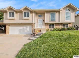 3315 Rahn Blvd, Bellevue, NE 68123