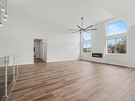 3rd image of 68503 Lake Angela Pointe