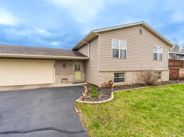 198 CURTIS AVENUE, Hatley, WI 54440