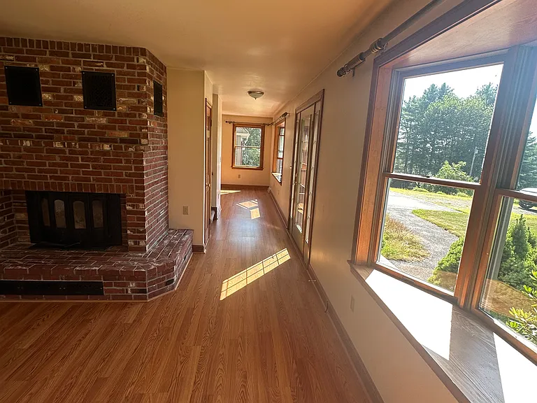 44 Dolloff Rd — Photo 7
