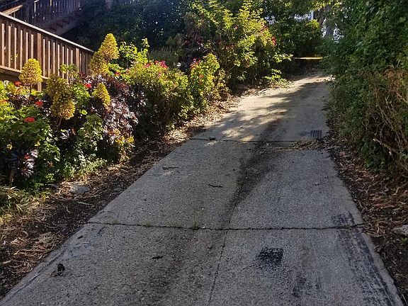5th image of 138 Tulare St