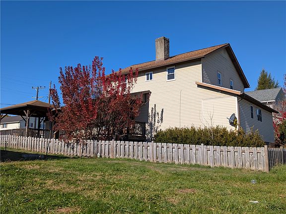 2nd image of 414 Middle Ave