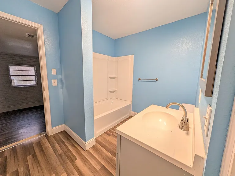 306 Roosevelt Rd — Photo 3