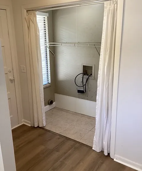 4208 Windergate Dr — Photo 3