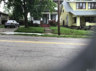 215 E Siebenthaler Ave, Dayton, OH 45405