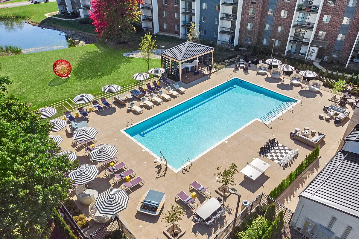 Building Photo - Residences at Lakeside