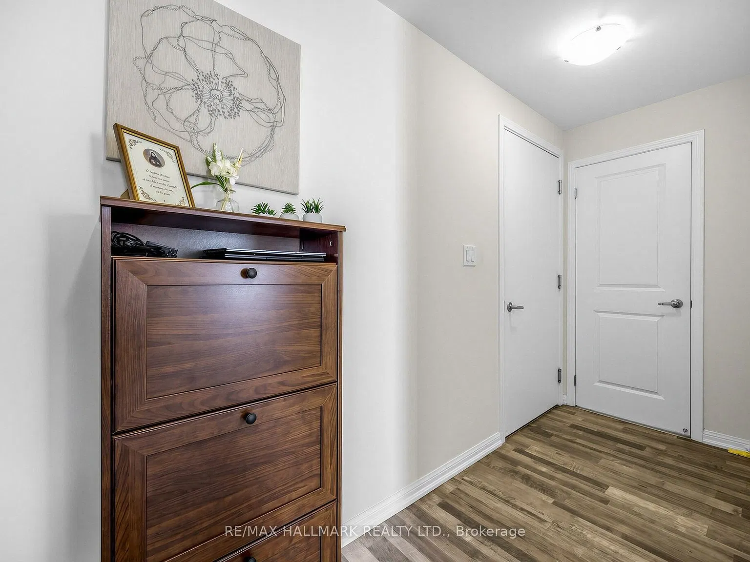 1460 Whites Rd — Photo 4