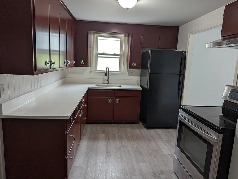 111 Gridley St #1 — Photo 3
