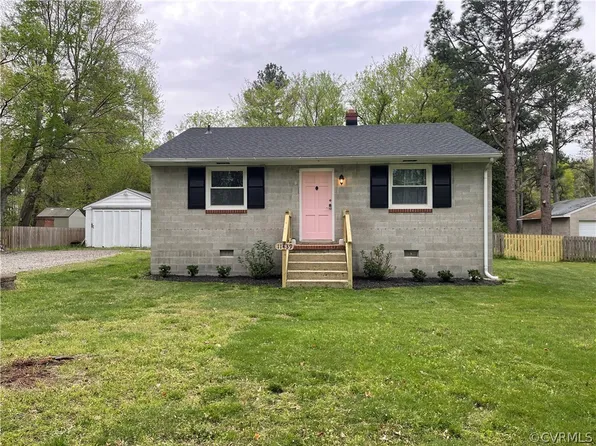 11439 Loving Dr, Ashland, VA 23005