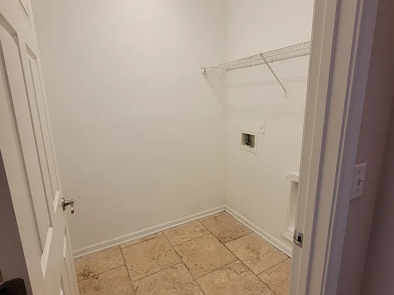 6319 Endelstow Ln — Photo 22