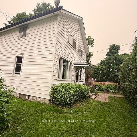1st image of 4893 Victoria St